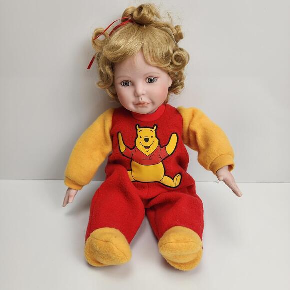 Disney 18" Cindy M McClure Sitting w/ Blonde Hair in Pooh Pajamas Porcelain Doll - Picture 1 of 11